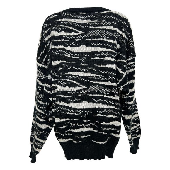 Vintage Y2K Black White Oversized Tiger Sweater Knit Retro Crewneck Italy Chunky - Picture 6 of 13